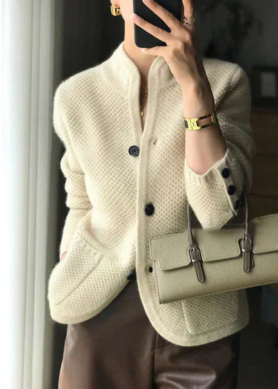 Ronja | Strikket Trøjer med elegante knapper